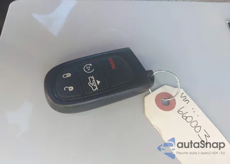 2017 Ram 1500 Laramie 4X4 5'7 Box z USA, uszkodzony, nr VIN 1C6RR7NT5HS660003